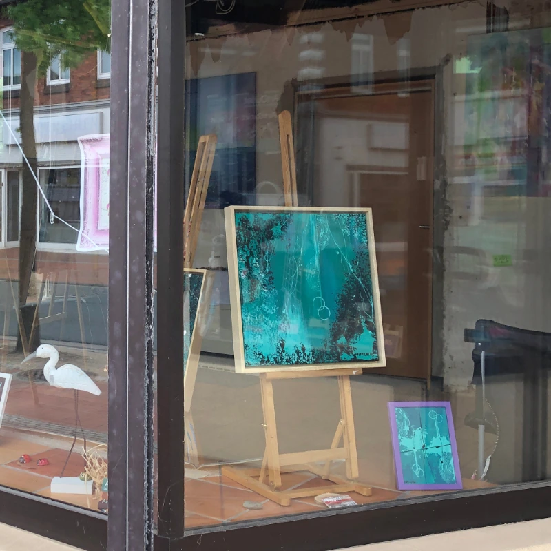 ausstellung im schaufenster