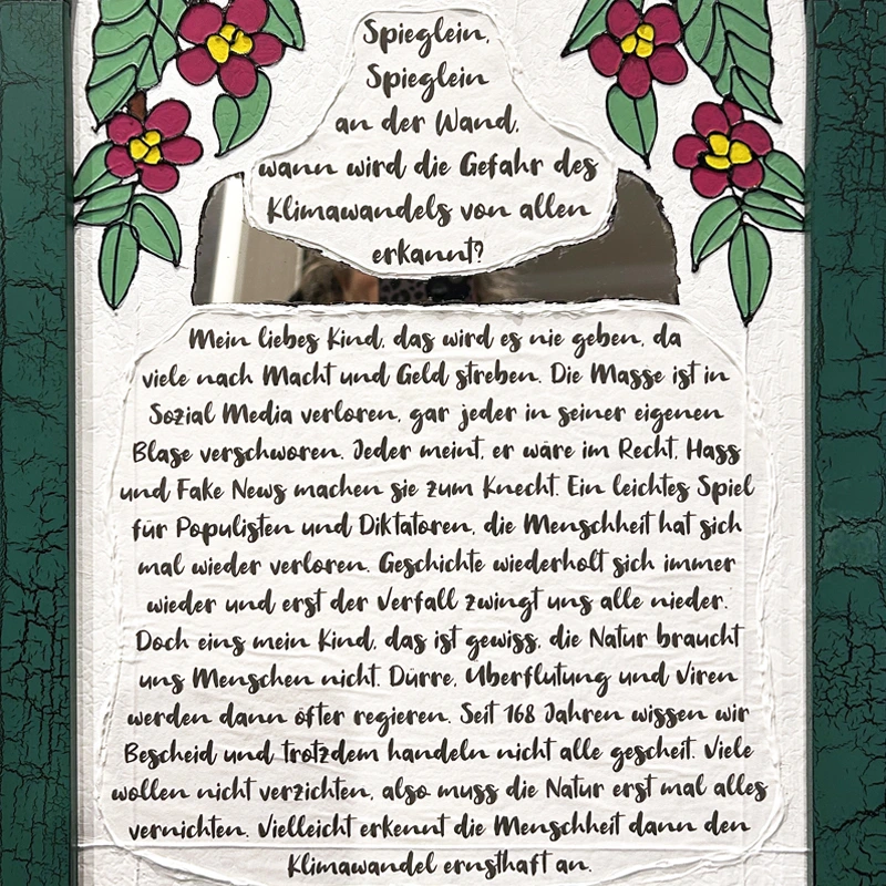 bemalter-spiegel-mit-lyrik